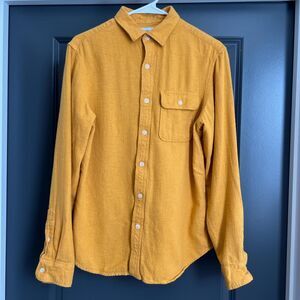 Men's soft button-up in yellow Size S